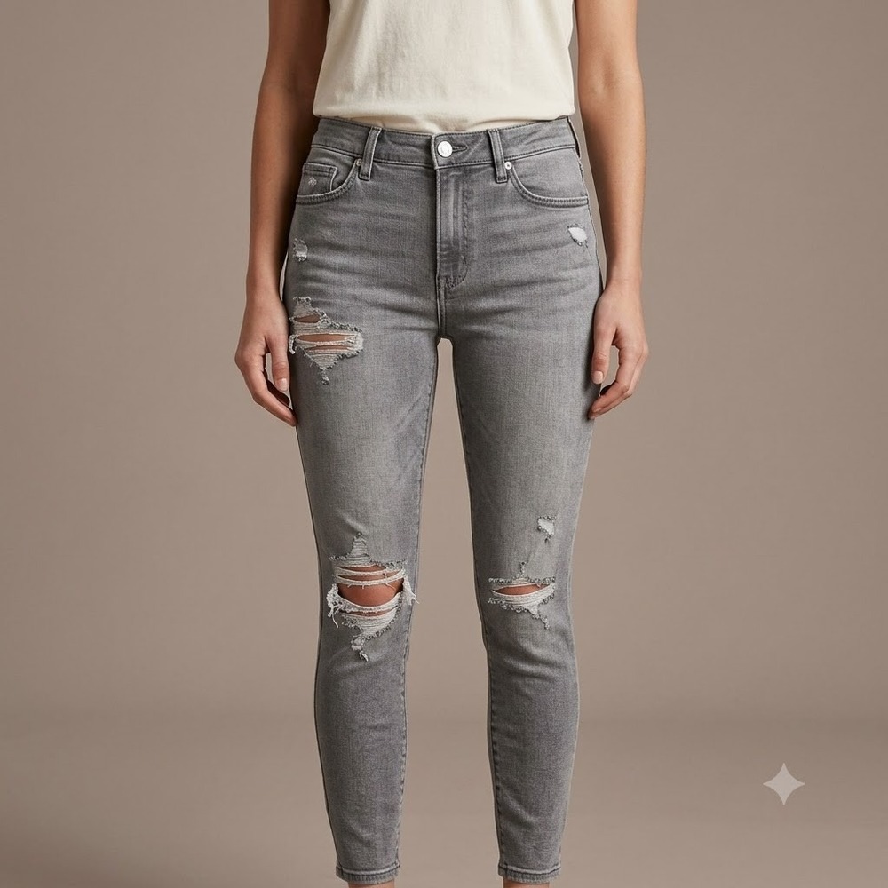 Fashion Nova Jeans Womens Size 16 Grey Denim High Rise Distressed‎ Skinny Ripped